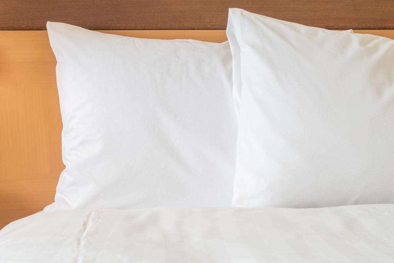 Express & Monterrey Aeropuerto By Ihg Hotel 4*