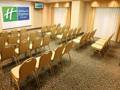 Hotel Express & Monterrey Aeropuerto By Ihg